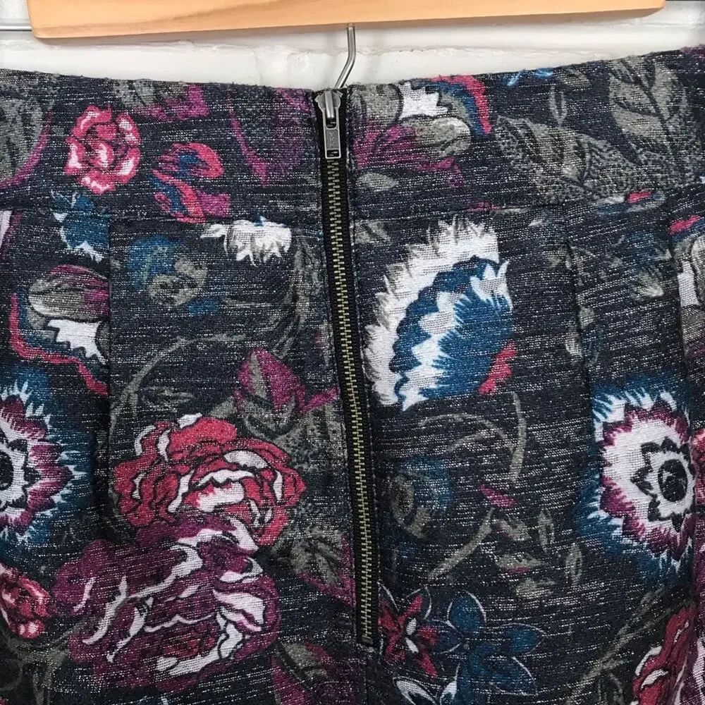 LOFT Outlet Pleated Textured Floral High Waisted Skirt Size 4